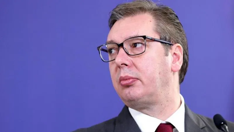 Vučić prévoit de démissionner à la fin du mois